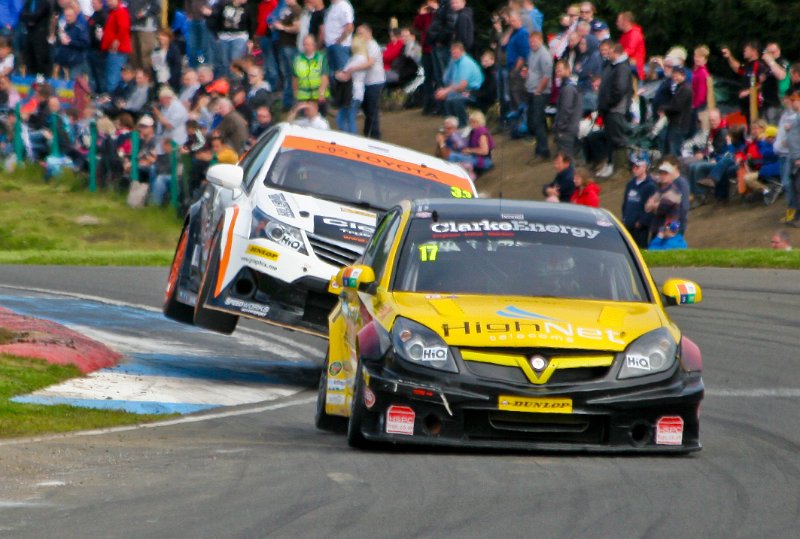 BTCC_races_Knockhill_August_26th_2012 (65).jpg